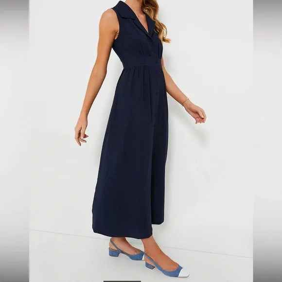 POMANDER PLACE

Navy Sleeveless Noelle Maxi Dress - Picture 3 of 11